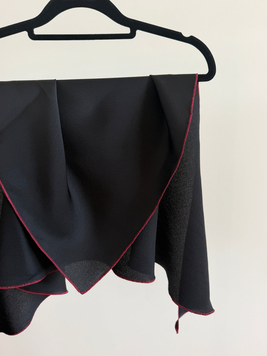 Nomad Triangle, in Black Crepe